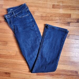 Old Navy Mid Rise Bootcut Dark Wash Jeans Size 4